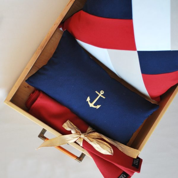 New outdoor pillows in Navy Admiral collection